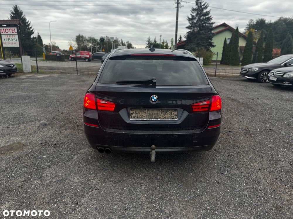 BMW Seria 5 525d - 4