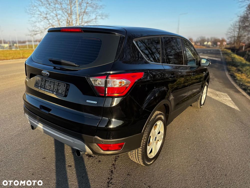 Ford Kuga - 16