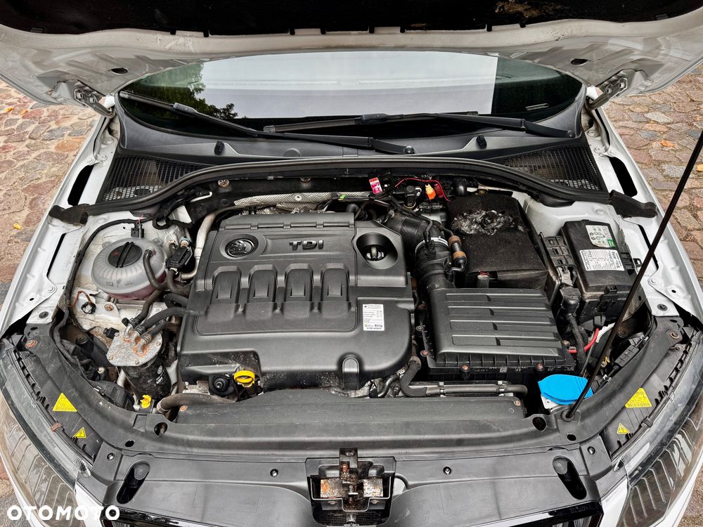 Skoda Octavia 2.0 TDI RS - 7