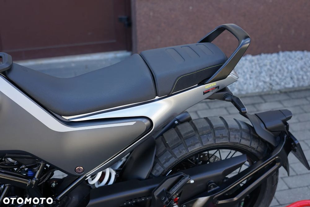 Husqvarna Svartpilen - 24