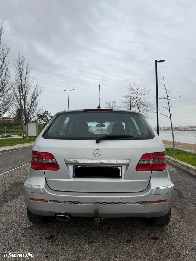 Mercedes-Benz B 180 CDI Autotronic - 7