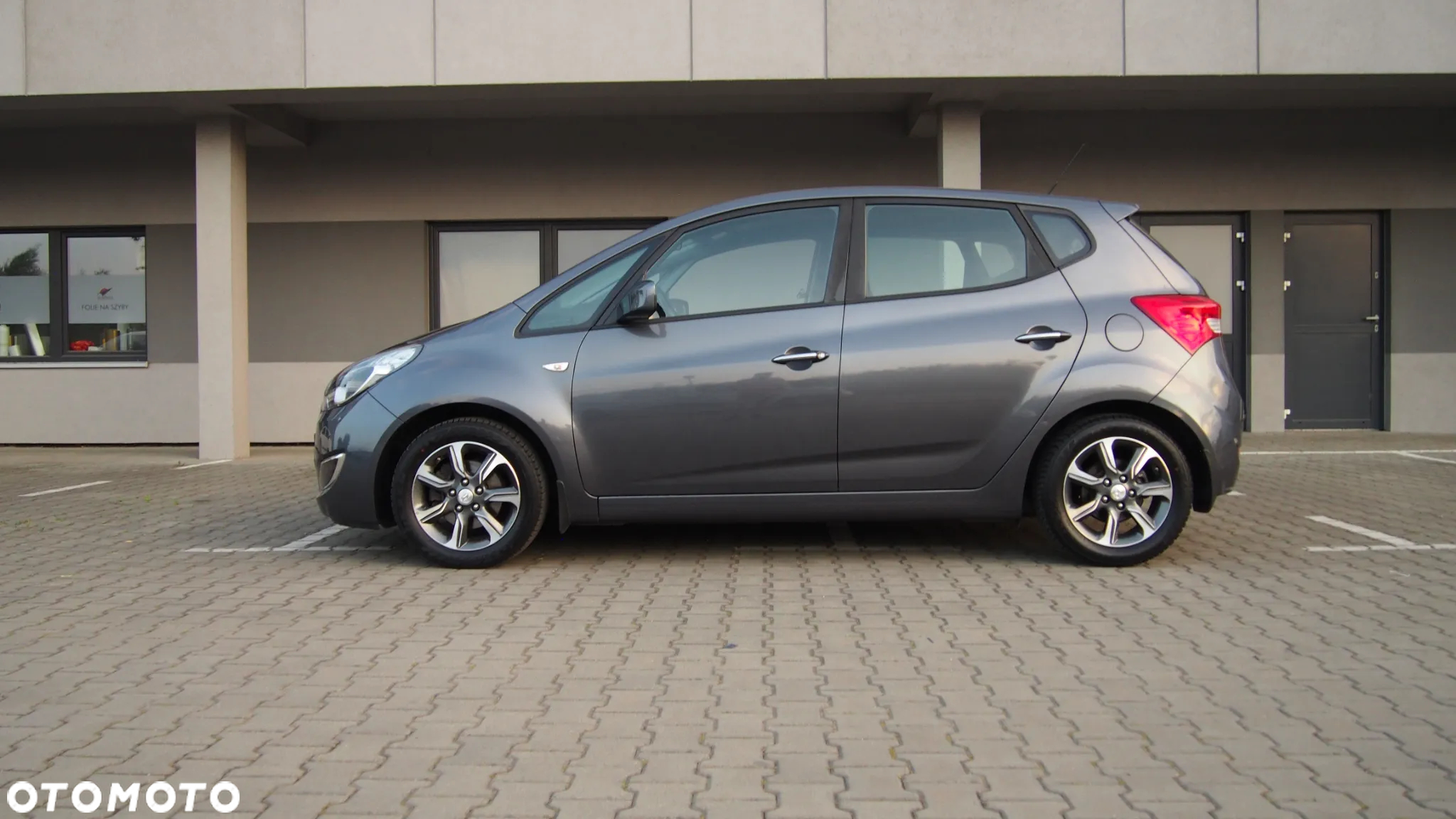 Hyundai ix20 1.4 blue Comfort - 28