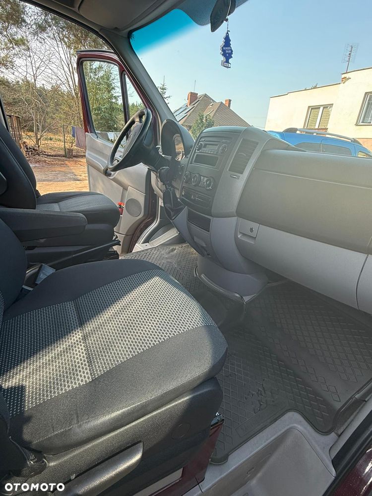 Mercedes-Benz Sprinter 906.211 - 10