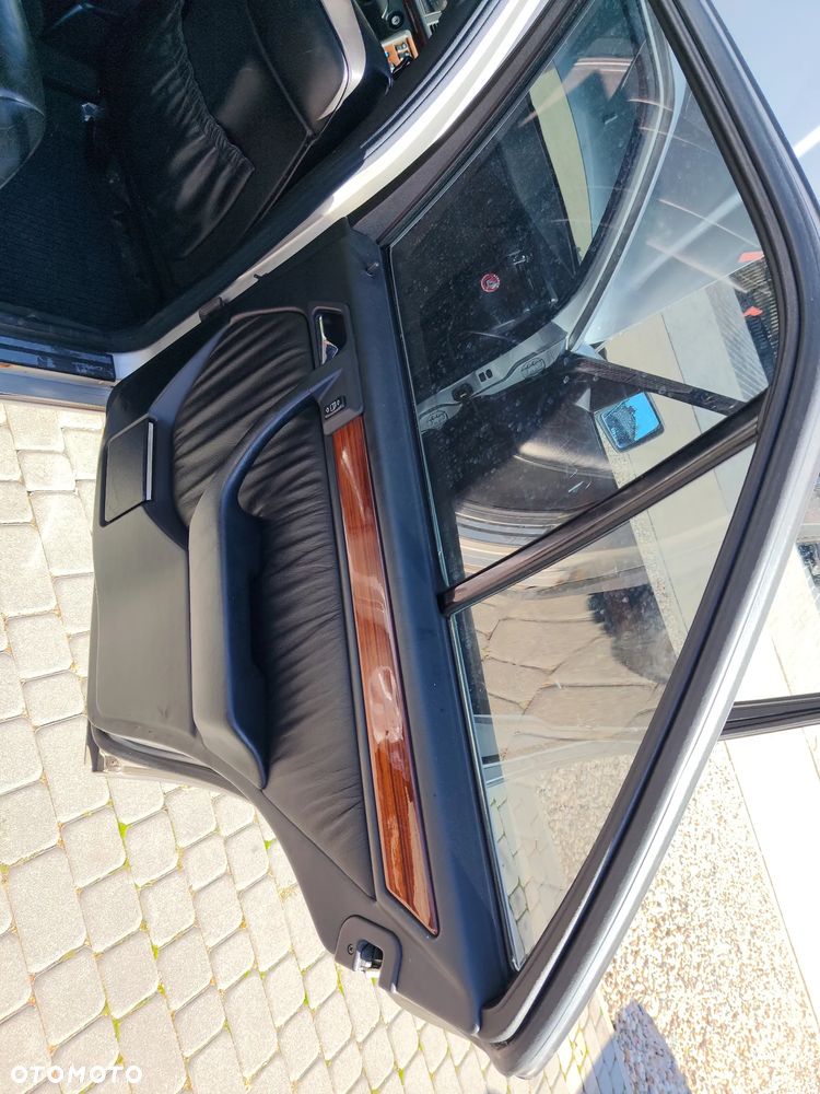 Mercedes-Benz W124 (1984-1993) - 23