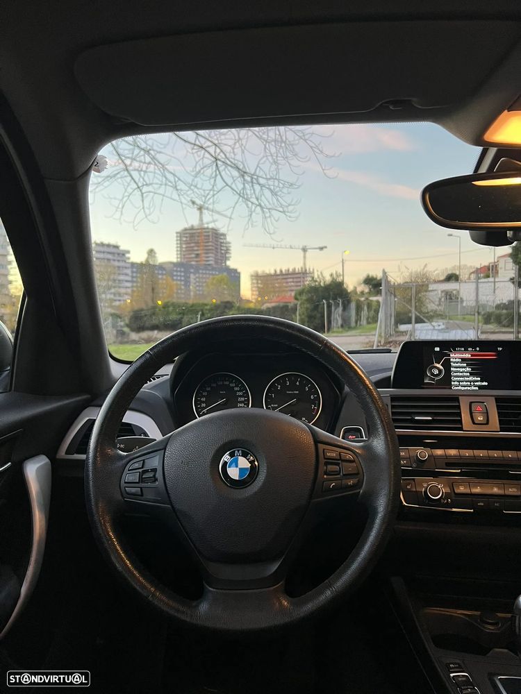 BMW 120 i Aut. Advantage - 13