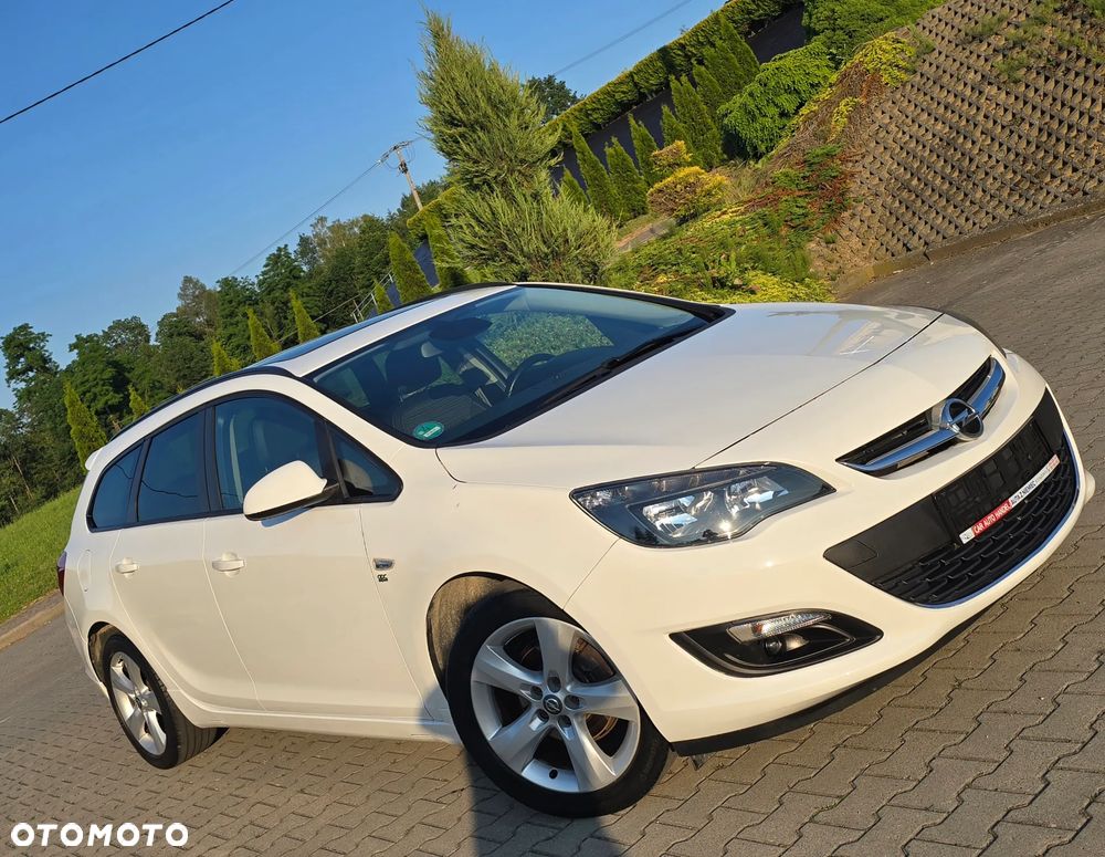 Opel Astra 1.4 T Cosmo - 1