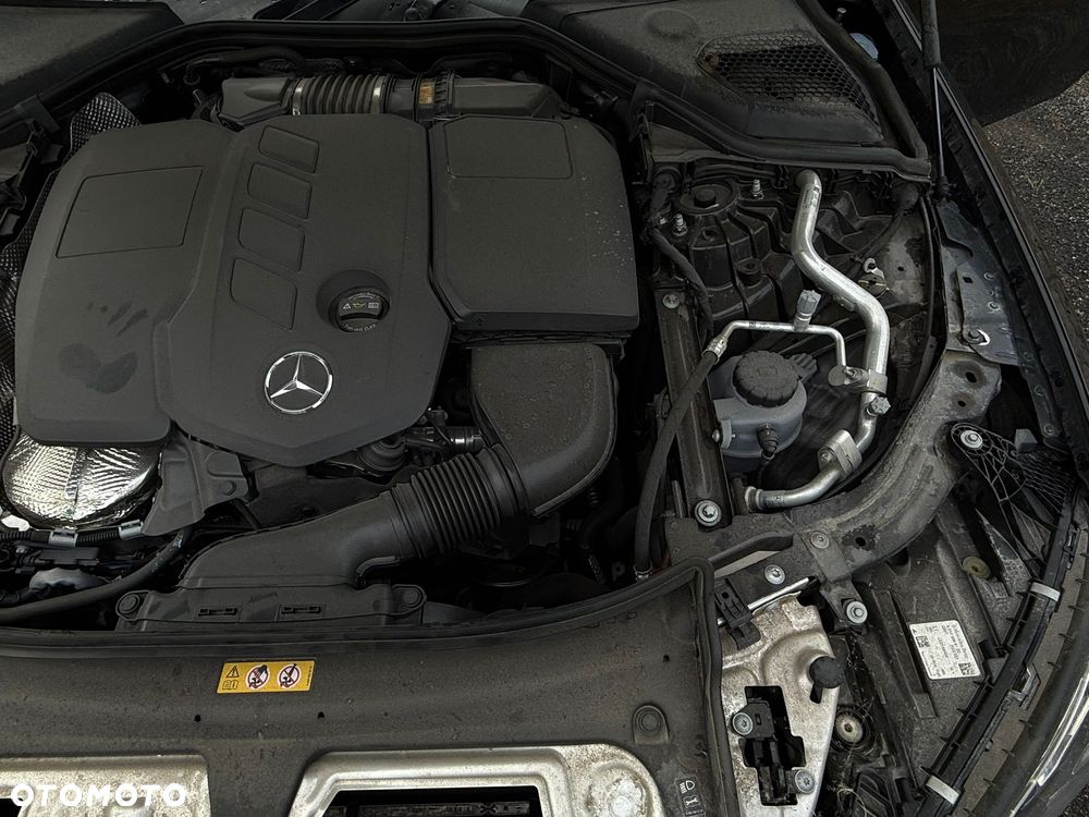 Mercedes-Benz Klasa E 220 d 4-Matic AMG/Avantgarde - 12