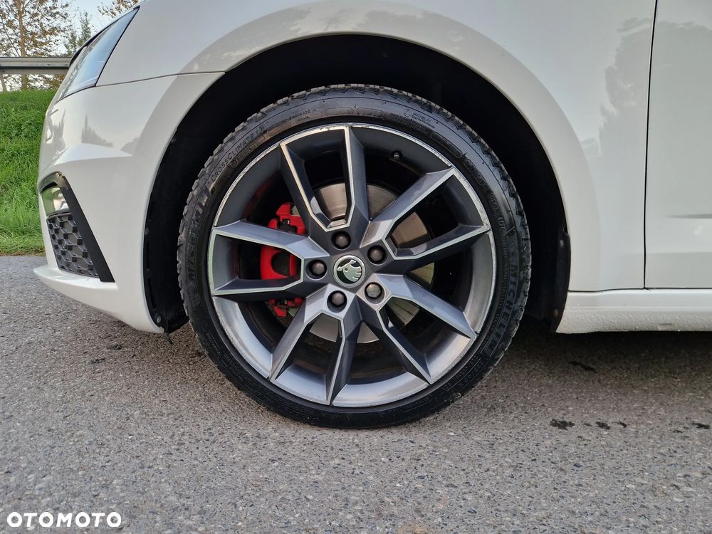 Skoda Octavia 2.0 TDI 4x4 DSG RS - 21