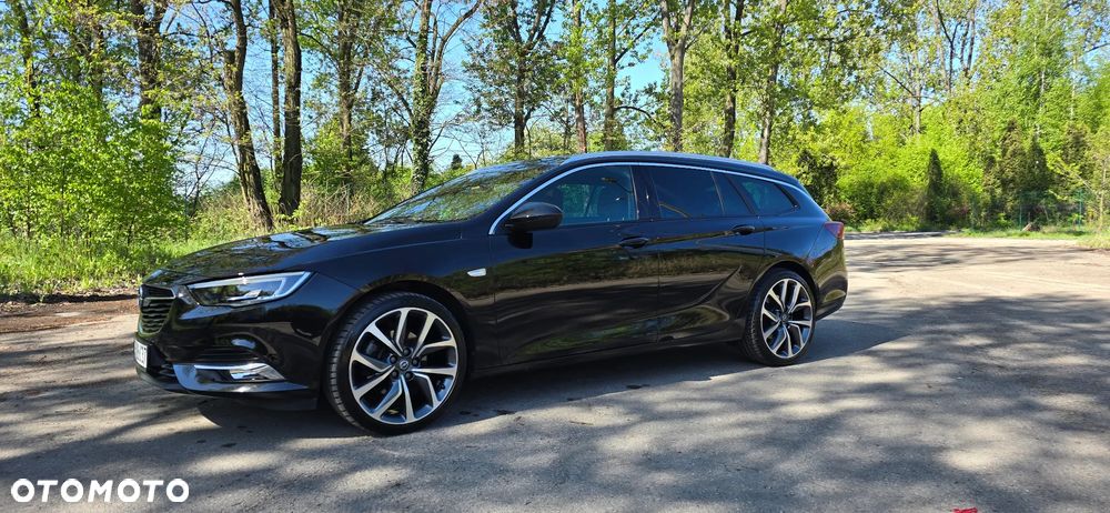 Opel Insignia 2.0 BiTurbo D 4x4 Automatik Exclusive - 2