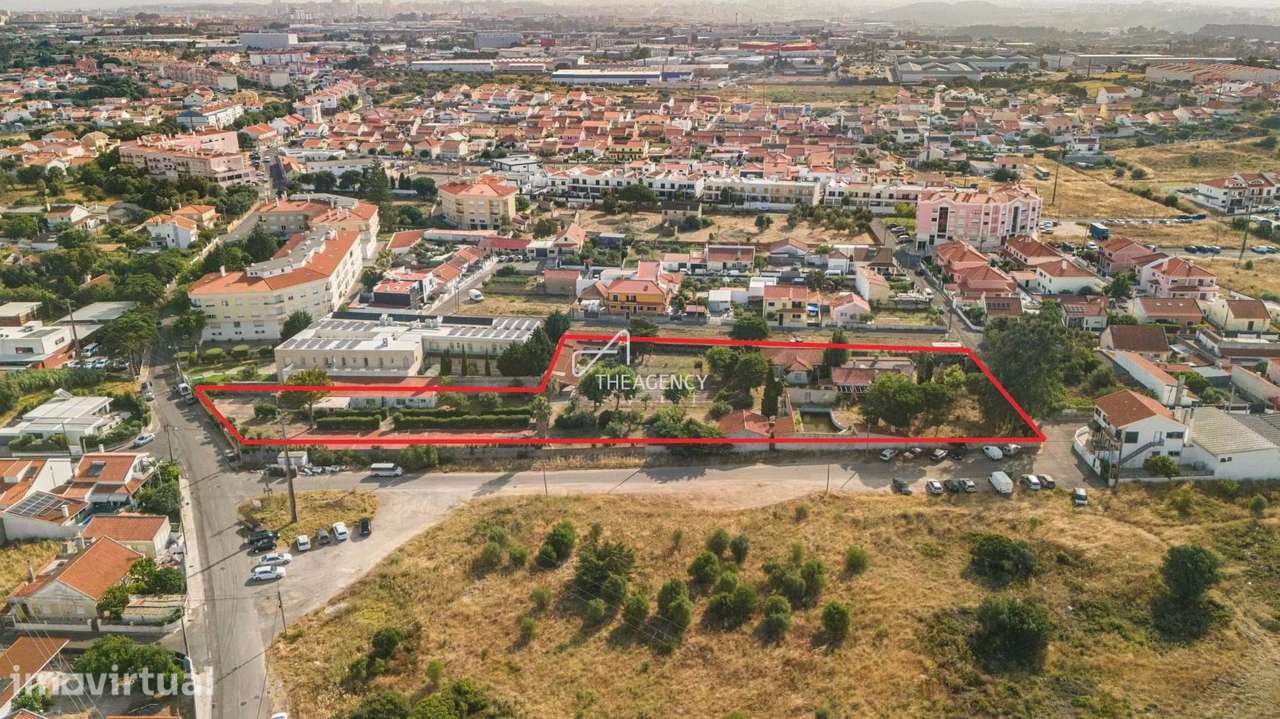 Terreno Urbano de três frentes ao lado da Beloura - Grande imagem: 5/9