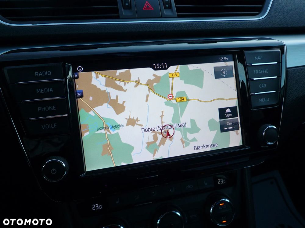 Skoda Superb Combi 2.0 TDI DSG Style - 25