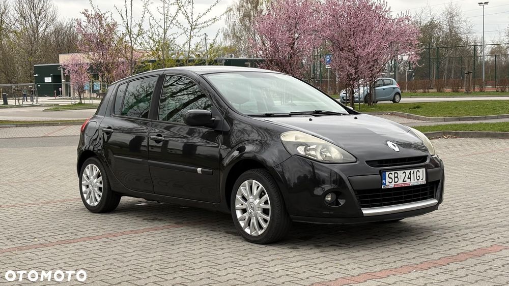 Renault Clio 1.2 16V 75 Expression - 1