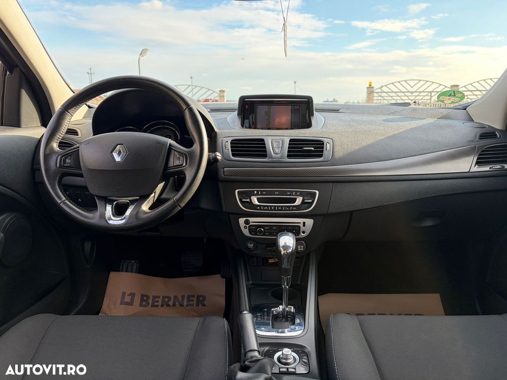 Renault Megane ver-1-5-dci-dynamique-aut- - 4