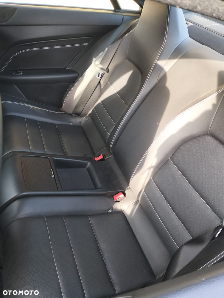 Mercedes-Benz Klasa E 200 7G-TRONIC - 11