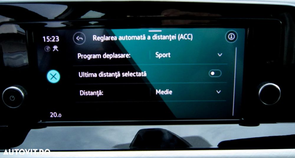 Volkswagen Golf 2.0 TDI 116CP Life - 12