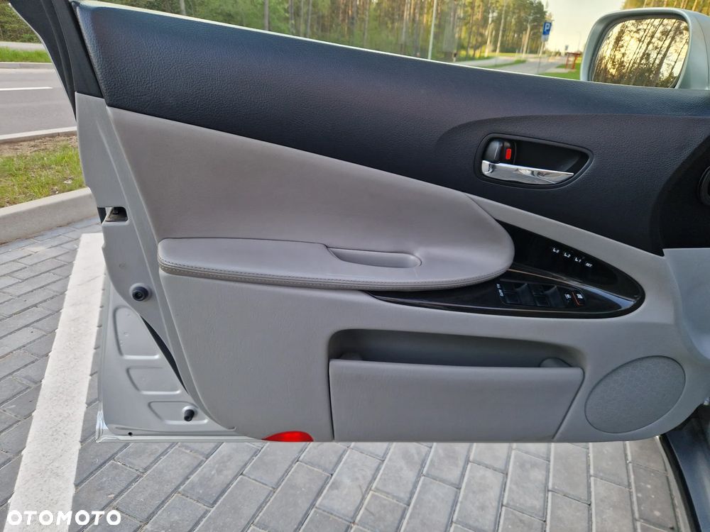 Lexus GS - 18
