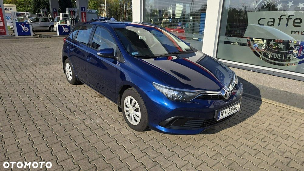 Toyota Auris - 5