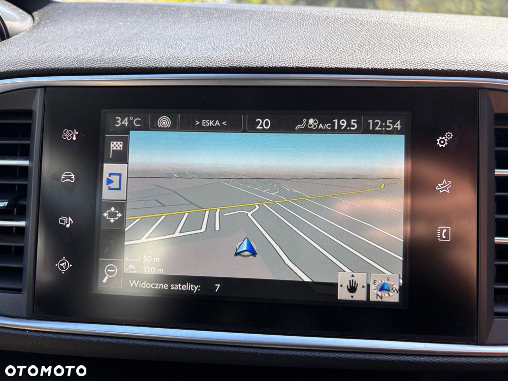 Peugeot 308 1.2 PureTech Allure S&S - 17