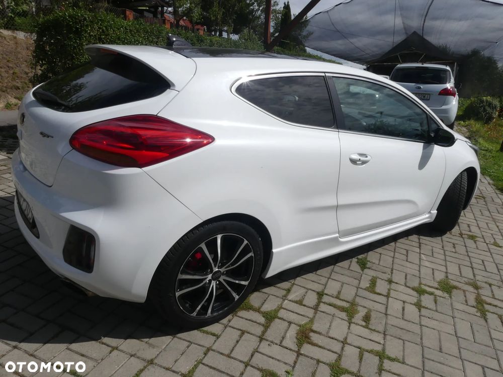 Kia Ceed - 3