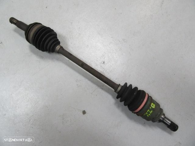 TRANSMISSÃO FRENTE ESQUERDA TOYOTA YARIS 1.0 G - 1