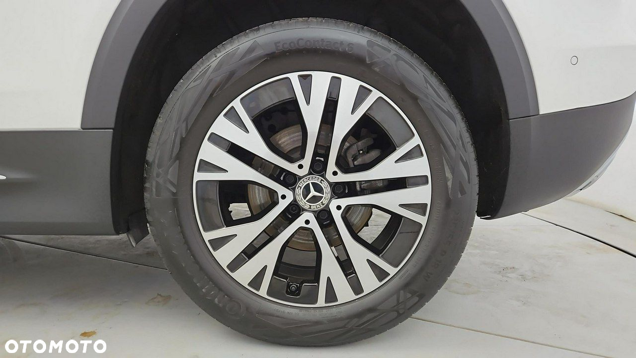Mercedes-Benz GLB 200 d Progressive 8G-DCT - 28