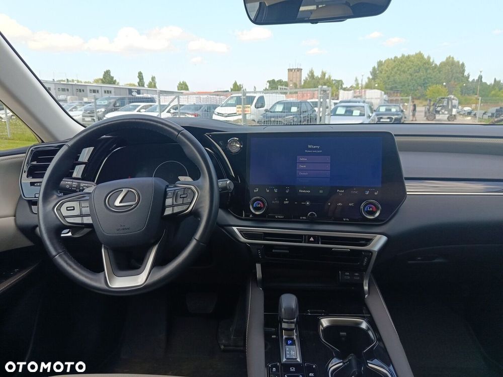 Lexus RX - 11