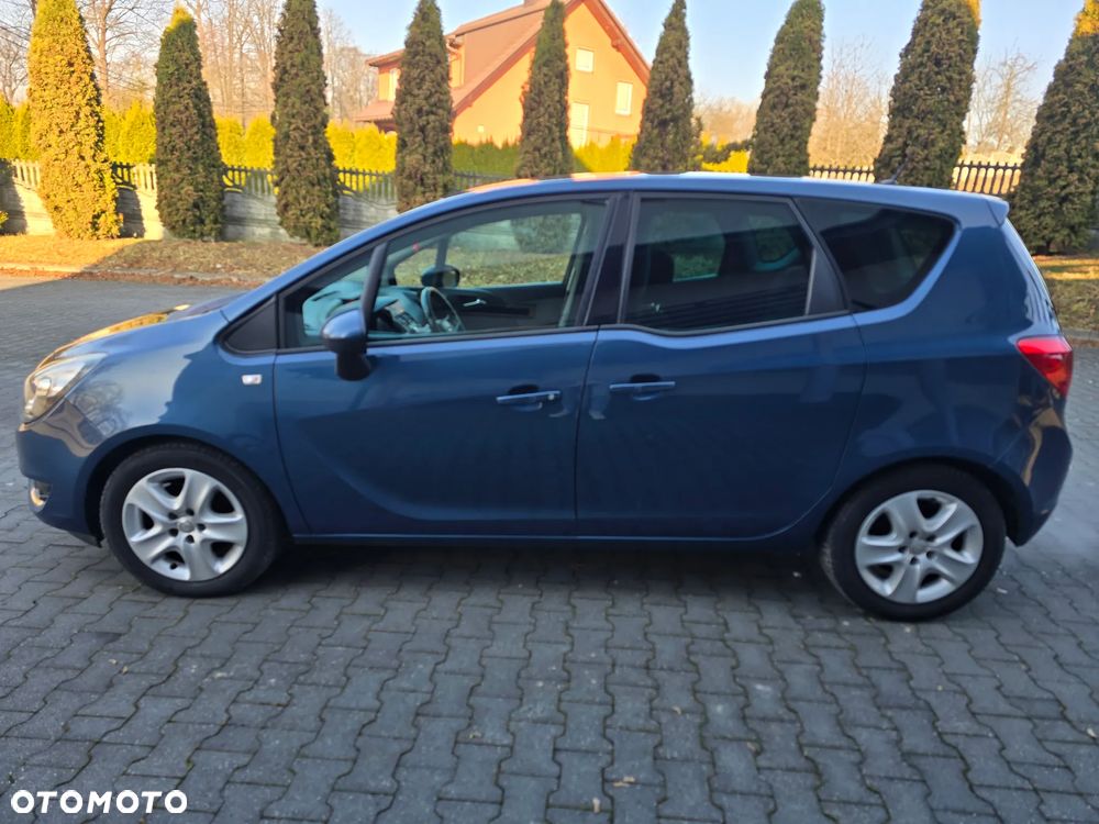 Opel Meriva 1.4 T Cosmo S&S - 24