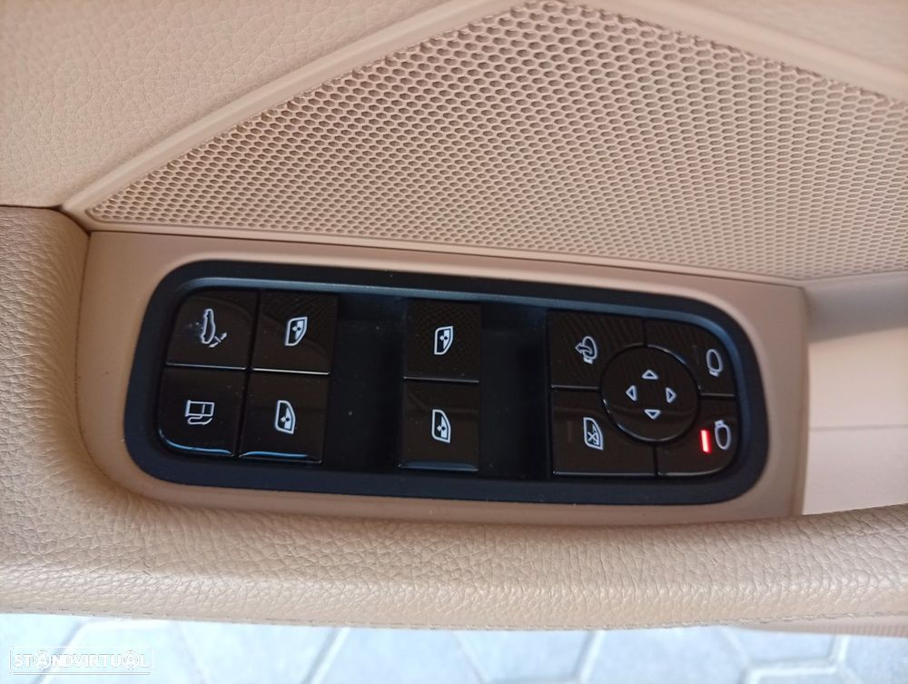 Porsche Panamera Sport Turismo 4 E-Hybrid Platinum Edition - 12