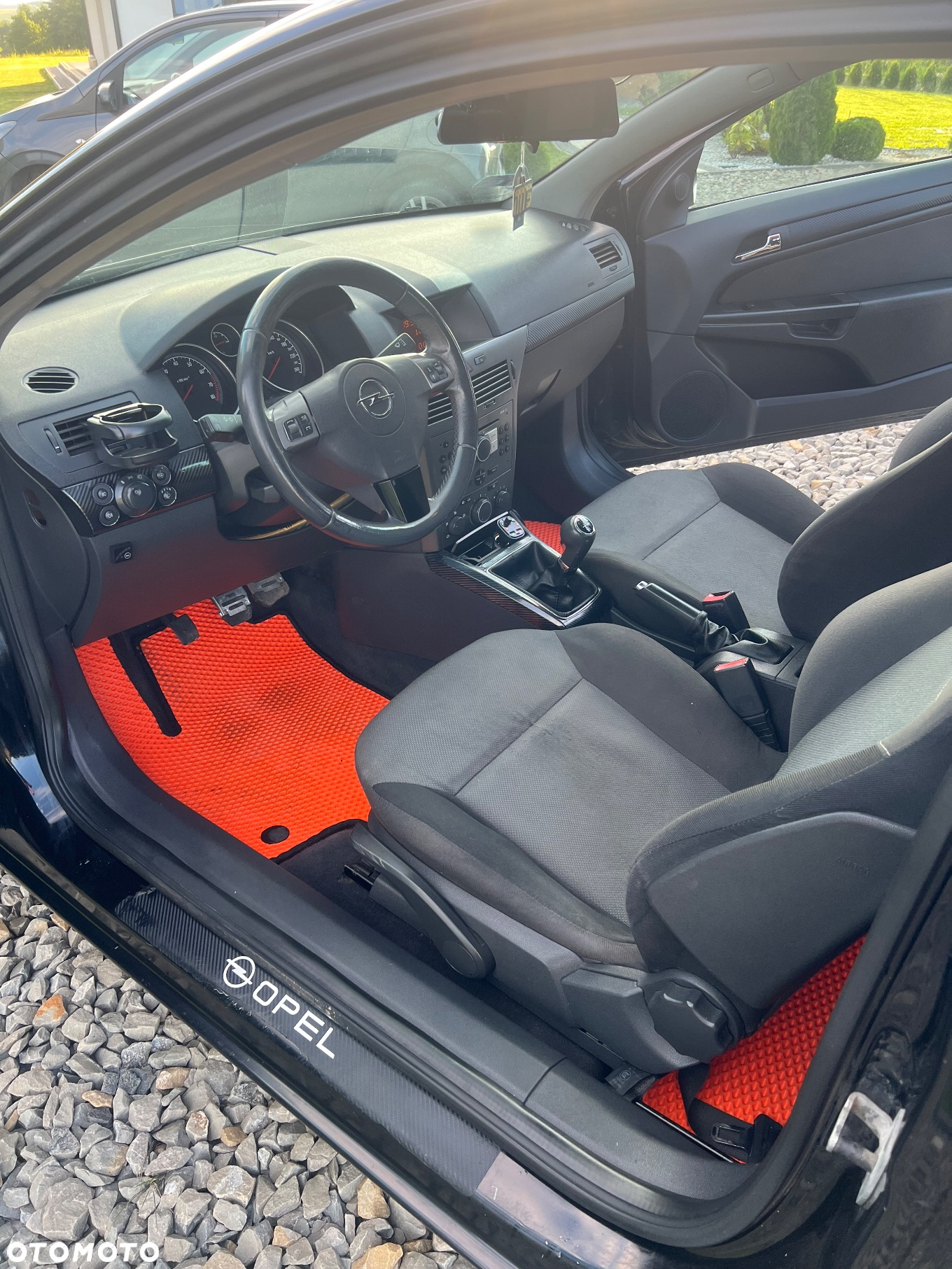 Opel Astra III GTC 1.6 Enjoy - 14