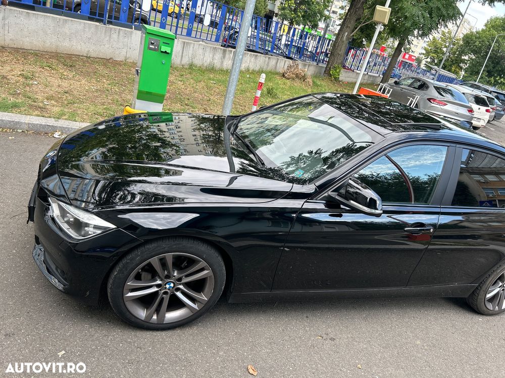 BMW Seria 3 320d Efficient Dynamic Edition Aut. Sport Line - 3