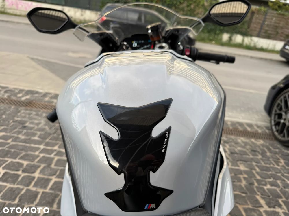 BMW S - 16