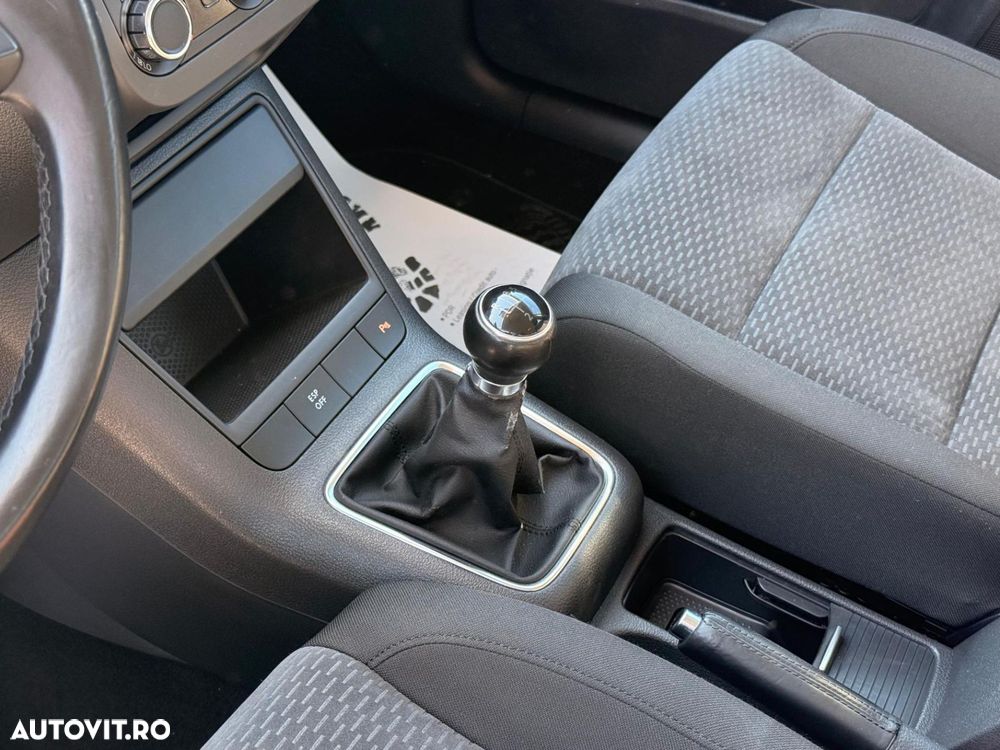 Volkswagen Golf Plus - 15