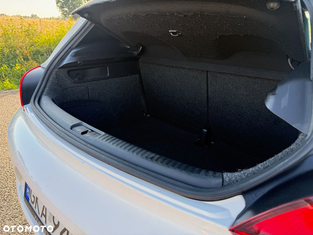 Volkswagen Scirocco 1.4 TSI DSG - 17