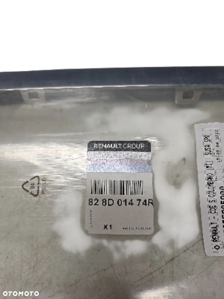 LISTWA CHROM PRAWY TYŁ RENAULT CAPTUR II 828D01474R - 2