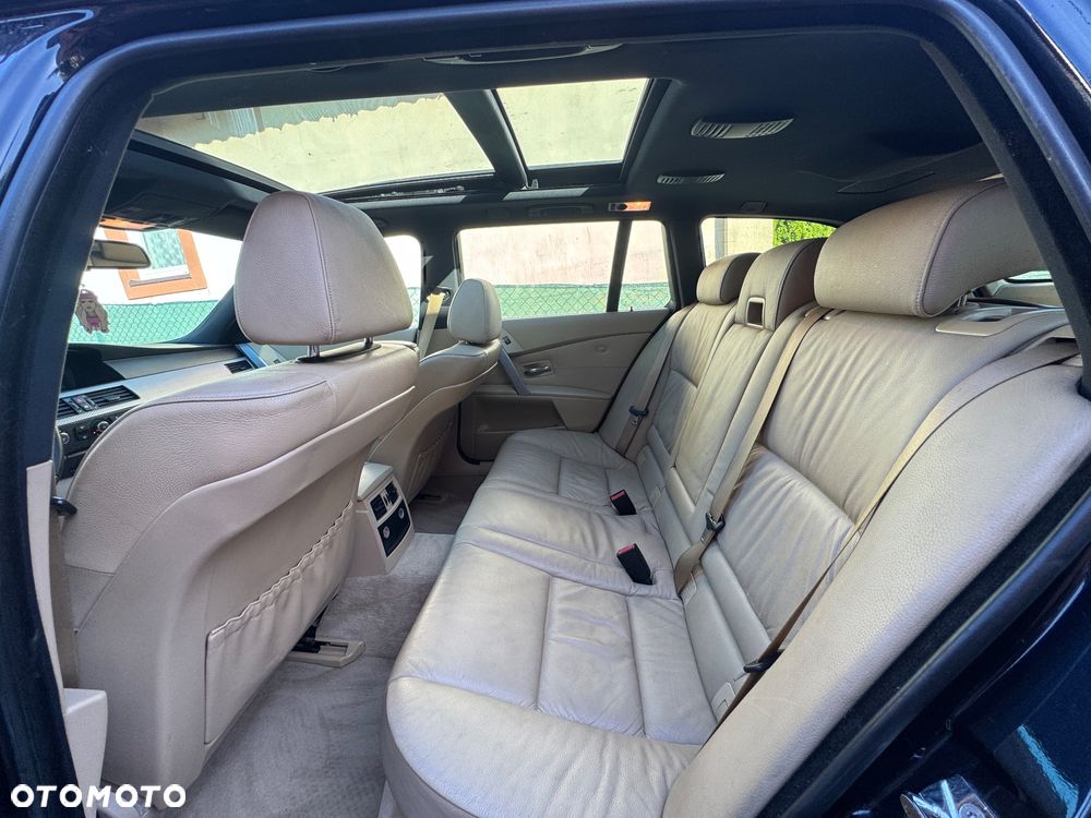 BMW Seria 5 535d Touring - 10