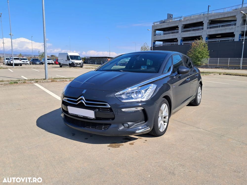 Citroën DS5 Hybrid4 EGS6 SoChic - 3