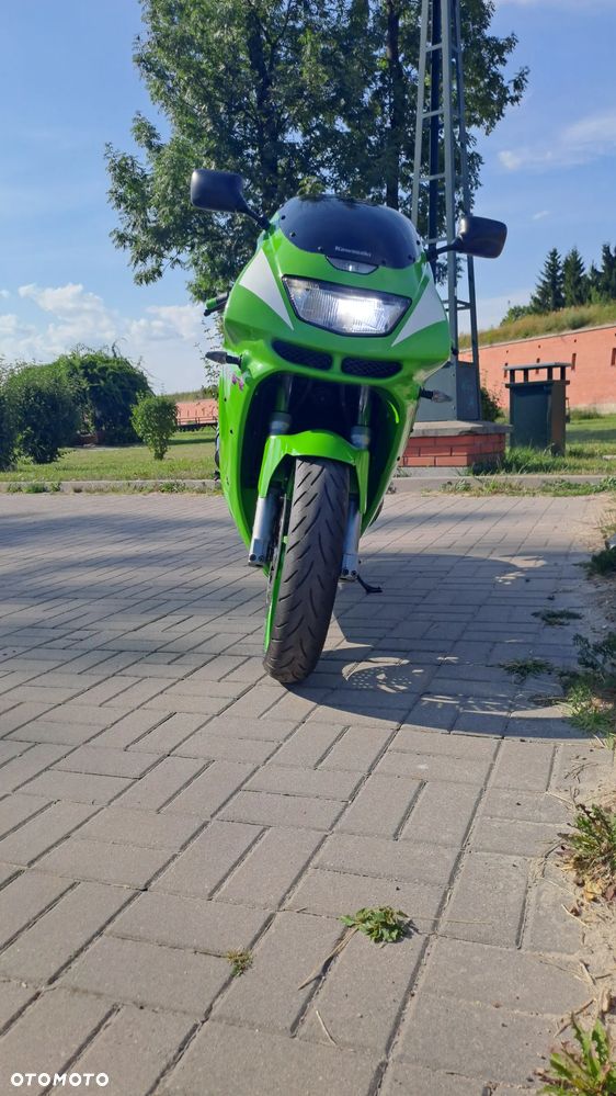Kawasaki Ninja - 4