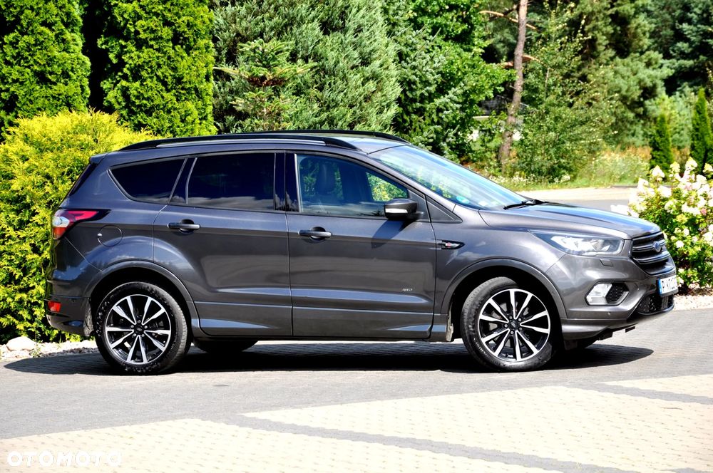 Ford Kuga 2.0 TDCi 4x4 ST-Line - 6