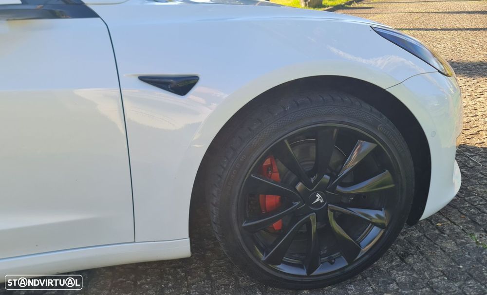 Tesla Model 3 Long-Range Dual Motor AWD - 42