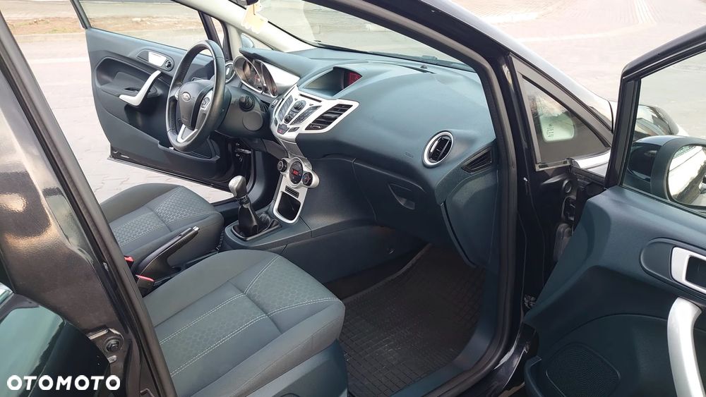 Ford Fiesta 1.4 TDCi Titanium - 12