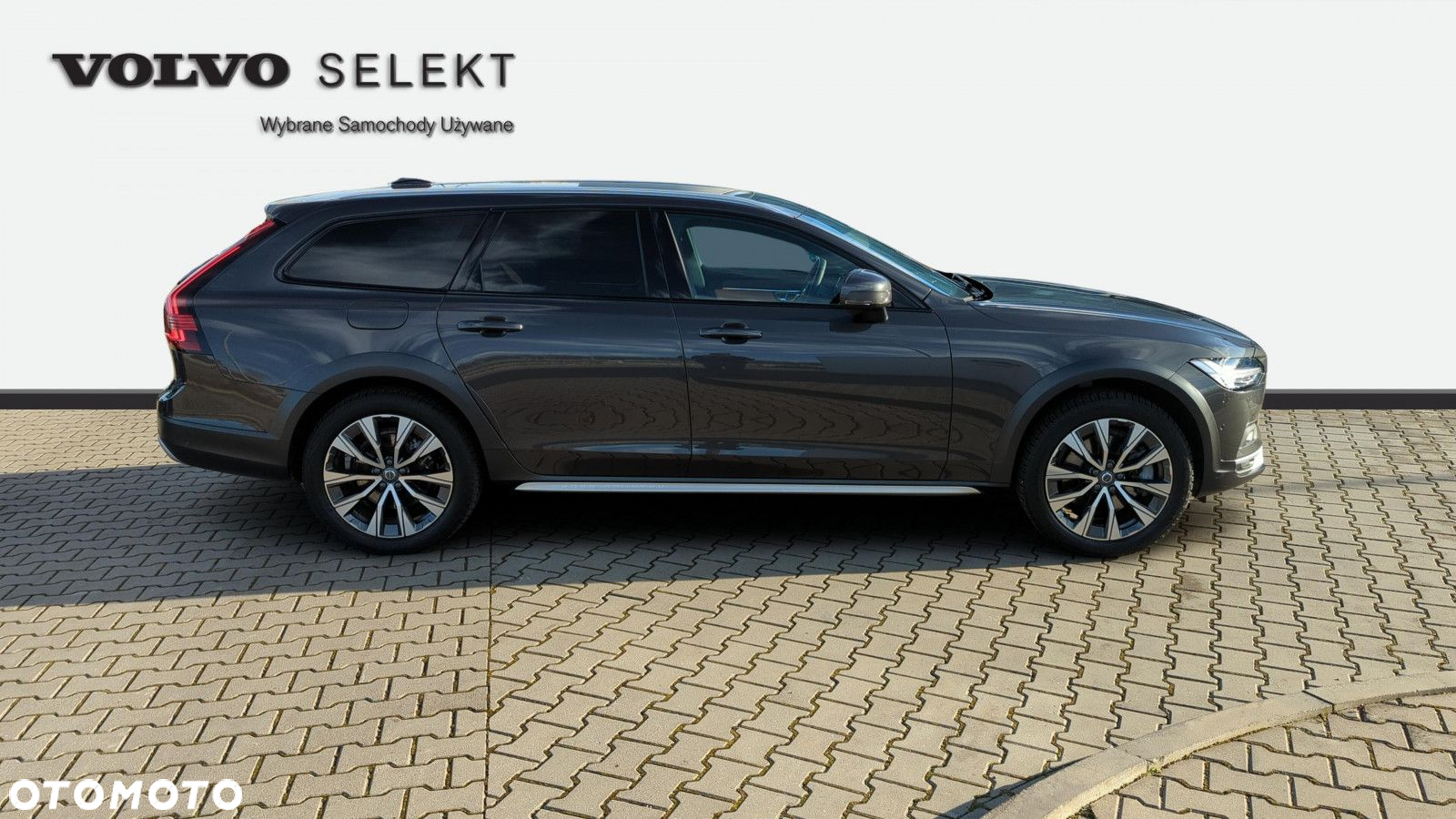 Volvo V90 Cross Country - 6