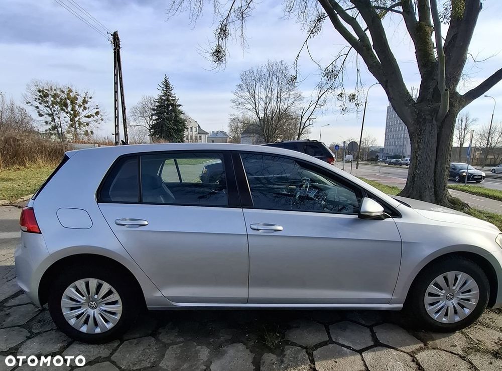 Volkswagen Golf 1.6 TDI Trendline - 4