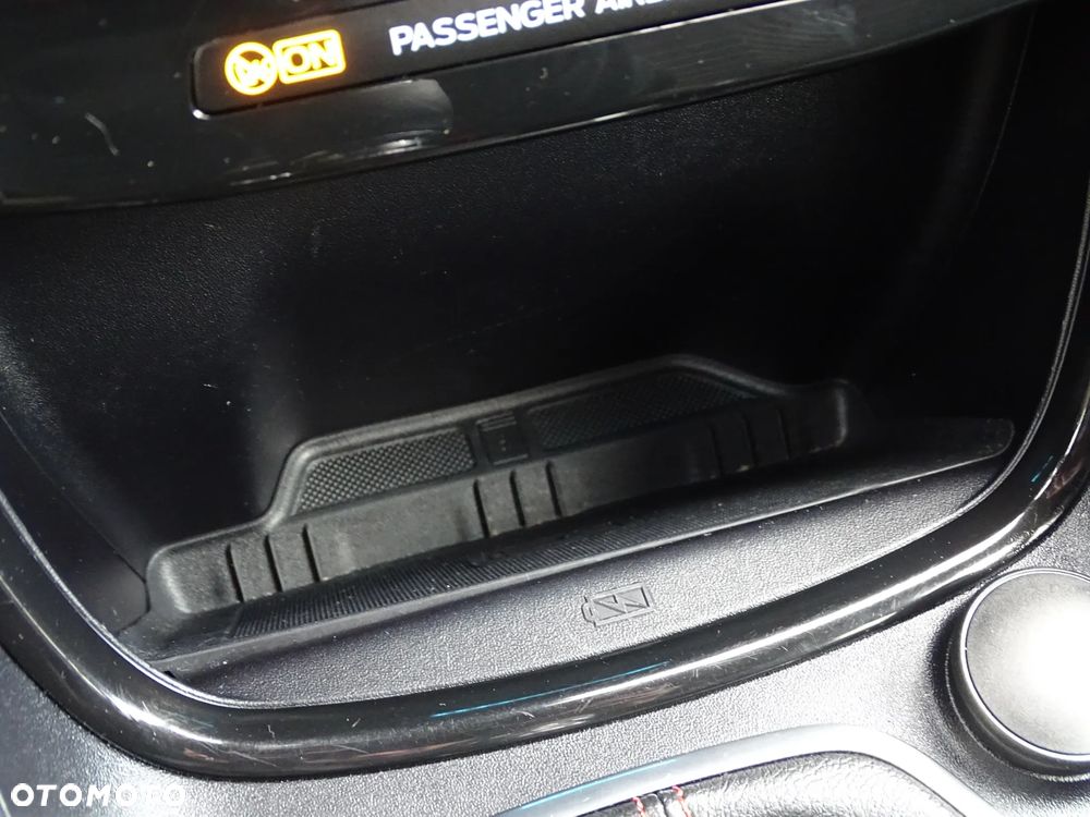 Ford Puma 1.0 EcoBoost Hybrid ST-LINE X DESIGN - 30