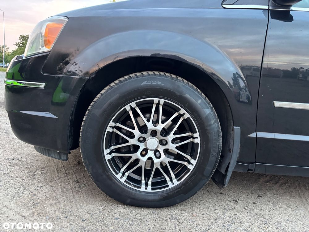Chrysler Grand Voyager 2.8 CRD Limited - 14