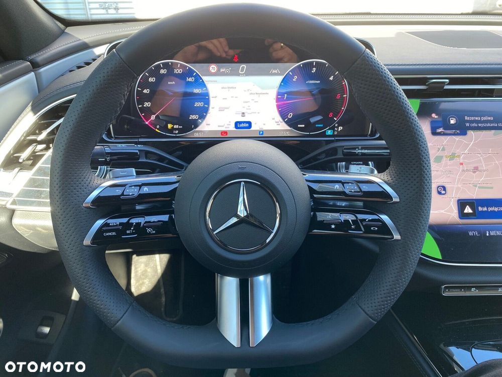 Mercedes-Benz Klasa E - 12
