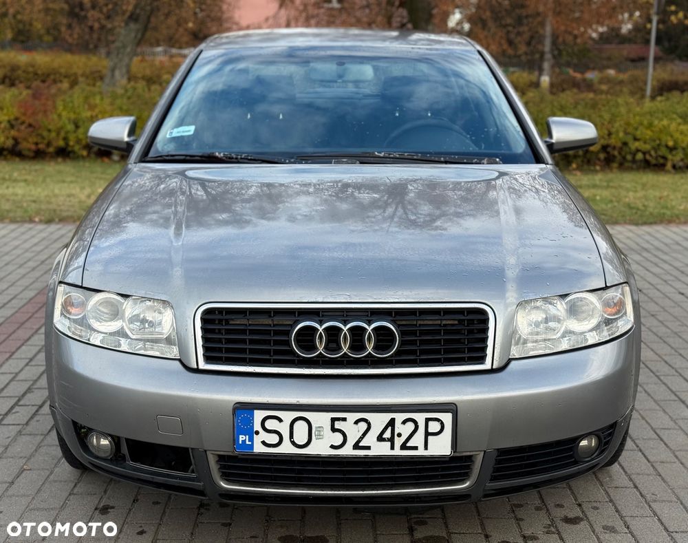 Audi A4 Limousine - 3