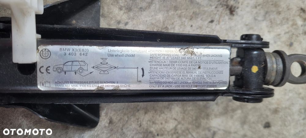 LEWAREK SAMOCHODOWY BMW X3 E83 3403642 - 2