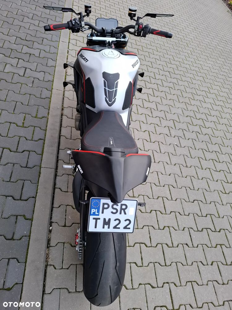 Ducati Streetfighter V4 - 8