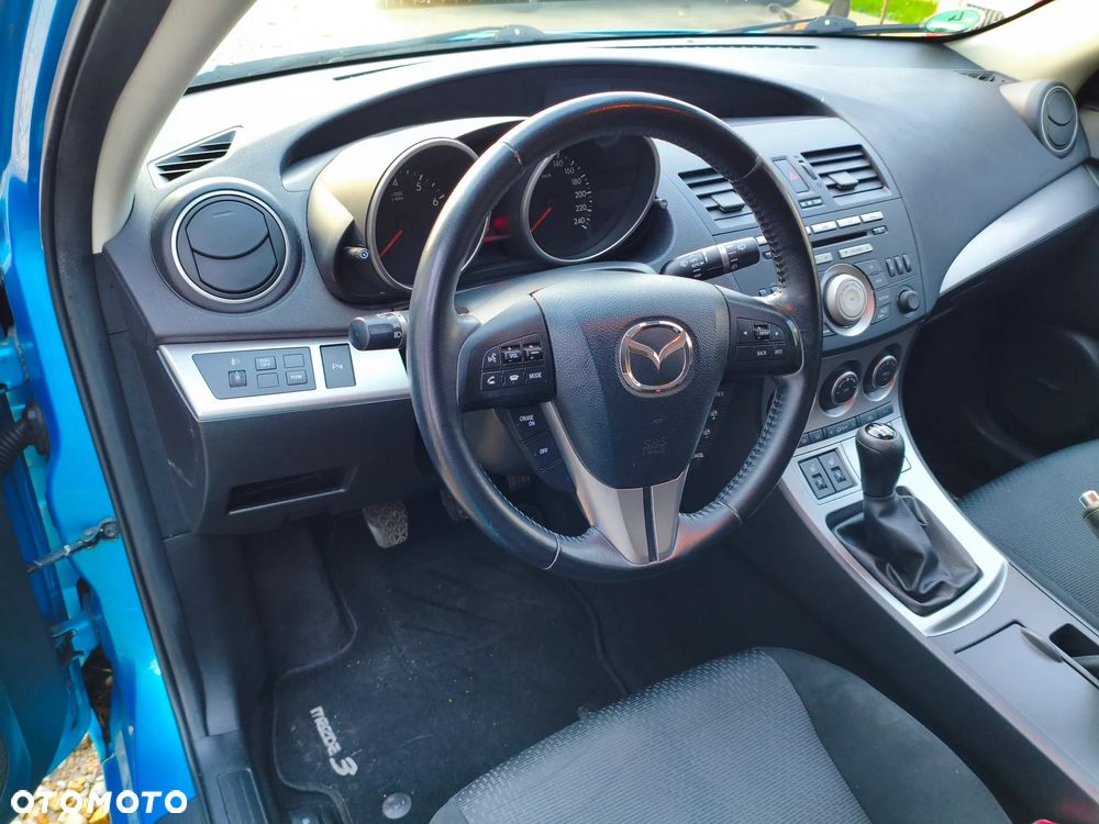 Mazda 3 1.6 MZR 90th Anniversary - 17