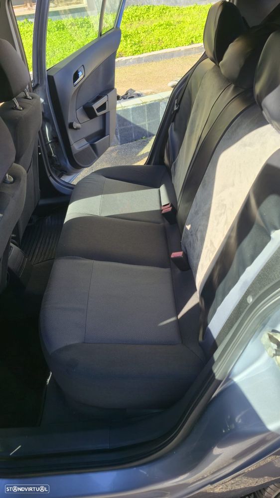 Opel Astra 1.7 CDTi Edition - 2